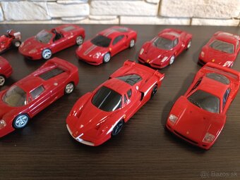 Modely autíčka Ferrari Shell. - 3