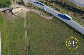 Predám 3.665m2 komerčný stavebný pozemok na obchvate - 3