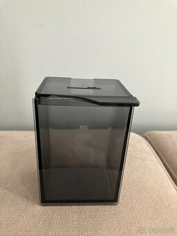 Mlynček na kávu Delonghi KG89 - 3