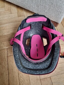 Dievčenská prilba - 3