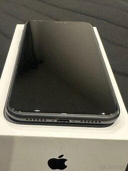 iPhone 11 black 64GB - 3