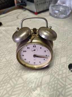 Retro budík plne funkčný - 3