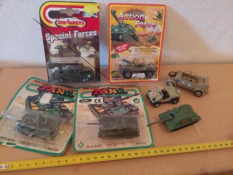 Modely vojenských áut – II. - 3