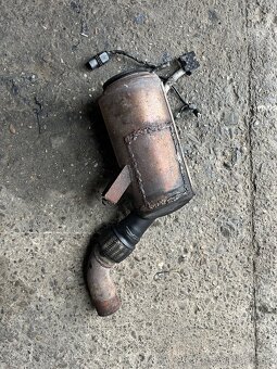 DPF-filter pevných častíc BMW E90 330D M57 - 3