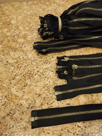 Zips - 3