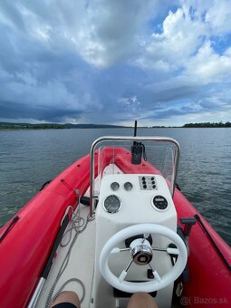 Predám motorový čln Adventure 450 + Mercury 40hp - 3