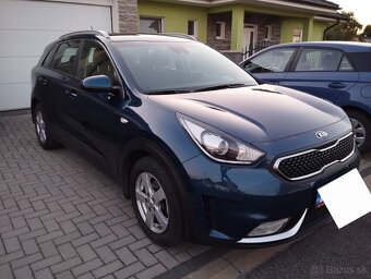 Kia Niro hybrid - 3