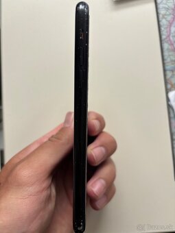 iPhone XR 128 GB - 3