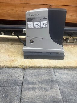 Samonosná oceĺova brána s pohonom - 3