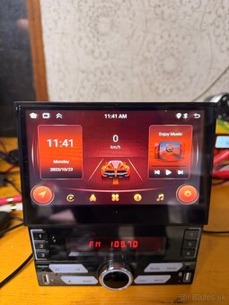 1 DIN vysuvacie radio - 3