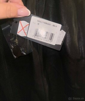 Guess bunda - 3