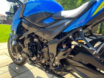 Suzuki GSX-S 750 - 3