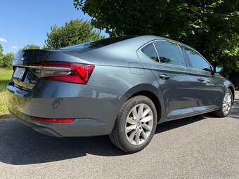 Škoda Superb 2.0 TDI Style 4x4 147 kW/200 k, 62 000 km - 3