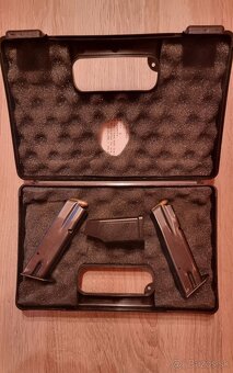 CZ 75B 9mm Luger - 3