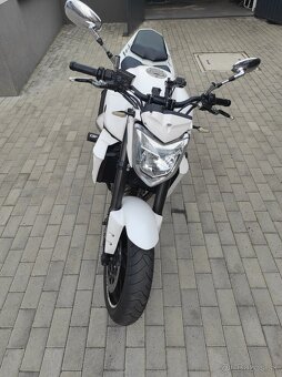Yamaha FZ1 - 3