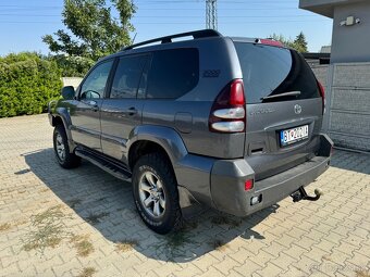 Toyota land cruiser 120 - 3