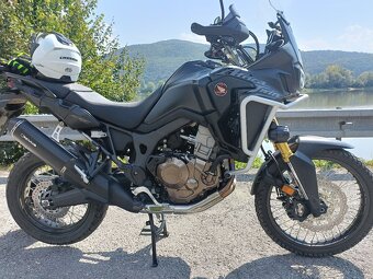 Predam Honda Africa Twin 1000. - 3