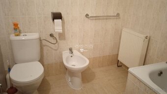 Na prenájom zariadený byt vo Vrakuni k nasťahovaniu. - 3