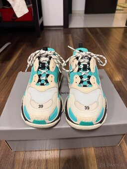 Balenciaga Triple S - 3