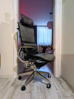 Predám luxusnú kancelársku stoličku Mosh Airflow 801 - 3