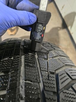 Zimné Pneu Hankook 225/60 R18 - 3