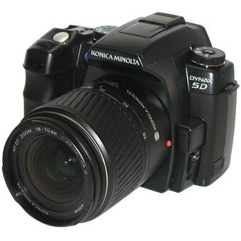 Konica Minolta Dynax 5D dva objektívy + príslušenstvo - 3