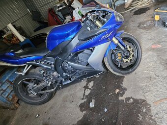 r1 2004 yamaha - 3