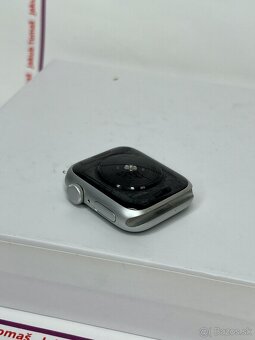 Apple Watch SE 2020 44mm Silver - 3