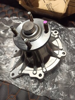 Vodná pumpa OEM Toyota Hilux, Land Cruiser, 4Runner - 3
