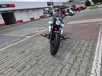 Yamaha XVS 1300 Custom - 3