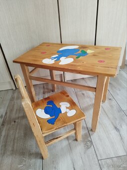 Detský drevený stolík Šmolkovia + 1 stolička - 3