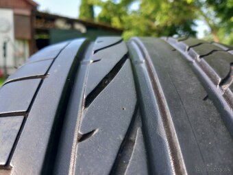 235/40 r19 letne pneumatiky 2 kusy - 3