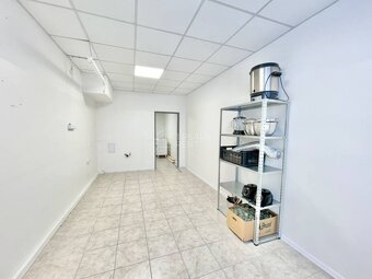 Ponúkame na prenájom Gastro priestor 36 m - ul. Vysokoškolák - 3