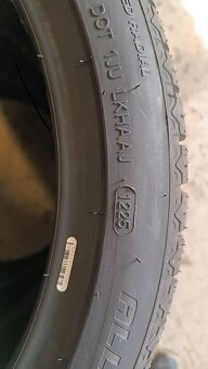 225/40 R18 celoročné pneumatiky rok výroby DOT 2025 - 3