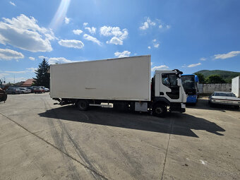 Skriňové  Volvo FL6 r.v.2015 + hyd. čelo porucha motora - 3