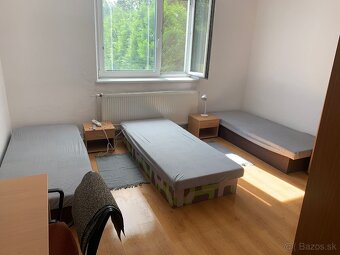 Na prenájom 5 izbový rodinnný dom pre firmy - Voľný ihned - 3