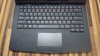 Alienware 13-R3 OLED dotykový - 3