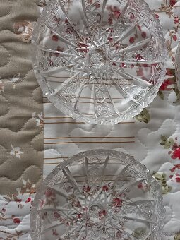 Neposkodene,nepouzivane , len vystavene - 3