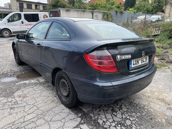 Mercedes C180 - 3
