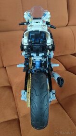 Predám Lego Technic motorku BMW - 3