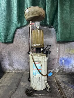 pneumaticka zberna nadoba odsavačka 80l zlievačka - 3