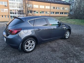 Opel Astra J - 3