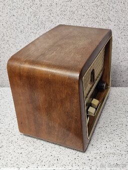 Starožitné drevené radio / Eumig EUMIGETTE ,,W' - 3