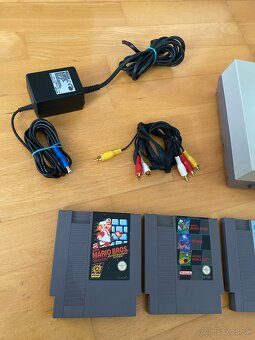 Nintendo NES Entertainment System 1987 herná konzola + 3 hry - 3