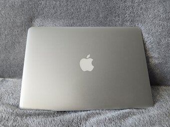 Apple MacBook Air 13” (2017) – i5, 8 GB RAM, 128 GB SSD - 3