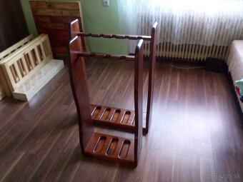 stojan na zbrane - 3