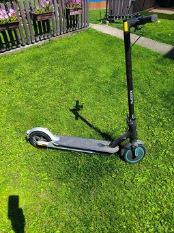 xiaomi-mi-electric-scooter-pro-2-mercedes-f1-team-edition - 3