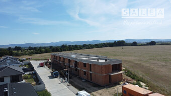 VÝHODNÁ CENA 3iByt 87m2+balkón 9m2+1x parkovanie Krakovany - 3