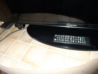 LED televizor Samsung UE 40EH50000  (102cm) - 3