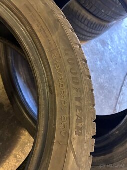 Good year 215/50 R17 95V - 3